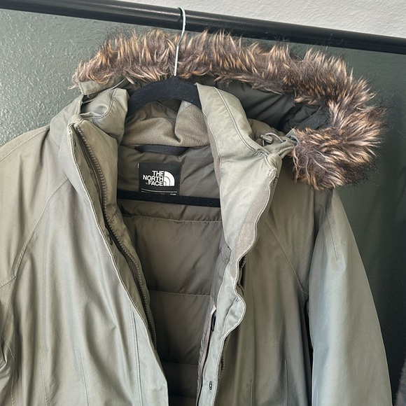 The North Face Winter Jacket - XXL - Picture 6 of 6